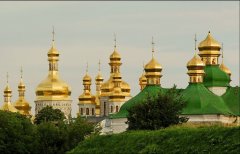 Святейший Патриарх Кирилл: Церковь всегда была залогом мира и единства народов России и Украины