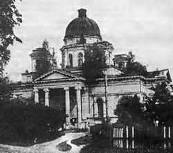Разоренный Успенский Вышенский монастырь в 1970-е гг.