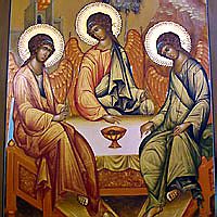 В преддверии праздника Пасхи в Томске замироточила икона Пресвятой Троицы