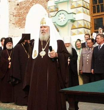 Святейший Патриарх выражает благодарность благотворителям, оказавшим помощь в воссоздании звонницы Троице-Сергиевой Лавры
