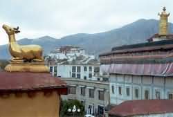 Джокханг - главное буддийское святилище Тибета 