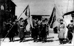 Вынос знамени перед отправкой оренбургских казаков на японский фронт