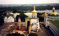Некняжеское церковное строительство в домонгольской Руси: Юг и Север (комментарий в зеркале СМИ)