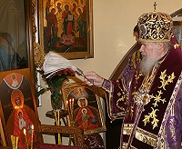 Предстоятель освятил списки иконы Божией Матери «Державная» для крестных ходов Международной духовно-просветительской программы «Под звездой Богородицы»