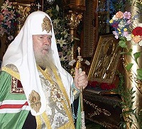 Святейший Патриарх Алексий совершил молебен у раки с мощами святителя Тихона