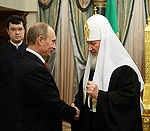 Святейший Патриарх Кирилл принял поздравления по случаю интронизации от государственных, религиозных и общественных деятелей России