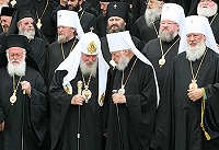 Святейший Патриарх Алексий принял участие в торжественном заседании в честь 1020-летия Крещения Руси в киевском дворце «Украина» Святейший Патриарх Алексий принял участие в торжественном заседании в честь 1020-летия Крещения Руси в киевском дворце «Украина»
