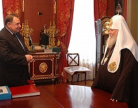 Святейший Патриарх встретился с Генеральным директором Национального медико-хирургического центра им. Н.И.Пирогова Ю.Л.Шевченко