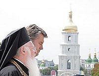 На освящении униатского храма Ющенко вновь заявил, что на Украине непременно будет создана «единая поместная церковь»