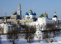 В Неделю по Рождестве Христовом Святейший Патриарх Кирилл совершил Божественную литургию в Успенском соборе Троице-Сергиевой лавры