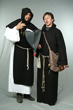 В Германии после протестов со стороны верующих из супермаркетов изъяли карнавальные костюмы монахов и монахинь