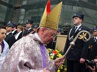 Епископ Пьеронек опроверг сообщение о том, что он якобы назвал Холокост «еврейской выдумкой»