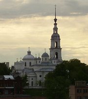 Иваново-Вознесенская епархия одной из первых в Русской Церкви вводит должности катехизатора, социального работника и организатора молодежной работы в каждом приходе