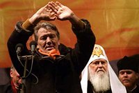 Лидер коммунистов Украины призывает наказать Ющенко за разжигание религиозной розни и национализм
