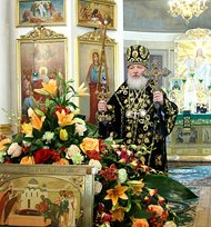 В неделю 4-ю Великого поста Святейший Патриарх Кирилл возглавил Божественную литургию в Троицком соборе Свято-Данилова монастыря
