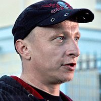 Запрещенный в служении священник Иоанн Охлобыстин играет врача в комедийном сериале "Интерны"