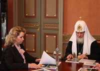 Святейший Патриарх Кирилл встретился с супругой Президента России С.В.Медведевой