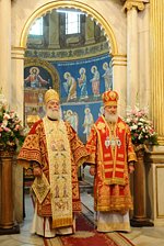 Предстоятели Александрийской и Русской Православных Церквей совершили Божественную литургию в Благовещенском соборе Александрии
