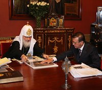 Святейший Патриарх Кирилл провел рабочую встречу с первым вице-премьером РФ В.А. Зубковым