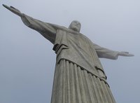 В Рио-де-Жанейро закрыли доступ к знаменитой статуе Христа