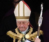 Католический епископ Аугсбурга Вальтер Микса подал в отставку