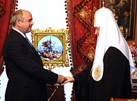 Святейший Патриарх Кирилл встретился с послом Южной Осетии Д.Н. Медоевым