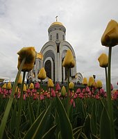 Святейший Патриарх Кирилл принял участие во Всероссийской духовно-патриотической акции «Георгиевский парад — дети победителей»