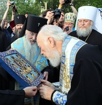 В Киев прибыла святыня Русской Православной Церкви Заграницей - Курская Коренная икона Божией Матери "Знамение"