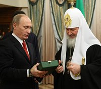 Премьер-министр России В.В.Путин поздравил Святейшего Патриарха Московского и всея Руси Кирилла с Днем тезоименитства
