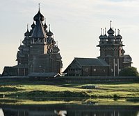 Предстоятель Русской Церкви посетил музей-заповедник «Кижи»
