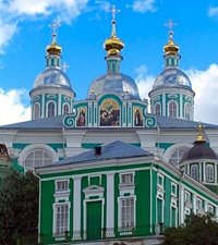 Предстоятель Русской Церкви совершил утреню в Свято-Успенском кафедральном соборе Смоленска