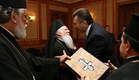 Президент Украины Виктор Янукович в ходе визита в Турцию встретился с Константинопольским Патриархом Варфоломеем