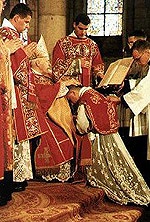 Во Франции в срочном порядке состоится рукоположение свыше 80 католических священников и 90 диаконов