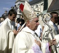 Состоялась торжественная интронизация нового примаса Польши