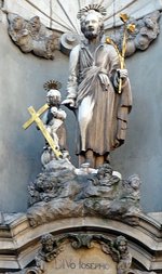 В садах Ватикана возведен фонтан в честь св. Иосифа Обручника, чье имя Йозеф Ратцингер носил до избрания на папский престол