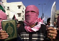 В Малайзии троих исламистов судят за погромы христианских церквей
