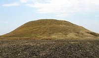 Запорожские власти решили спасти скифские курганы от распашки