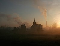В Боснии неизвестные вандалы закидали камнями православный храм