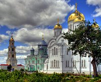 Святейший Патриарх Кирилл совершил всенощное бдение в Троицком соборе Серафимо-Дивеевского монастыря