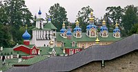 Предстоятель Русской Православной Церкви поклонился святыням Псково-Печерского монастыря