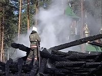 Пожар полностью уничтожил главный храм монастырского комплекса на Ганиной Яме близ Екатеринбурга