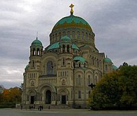 Предстоятель Русской Церкви совершил Божественную литургию в восстанавливаемом Свято-Никольском Морском соборе в Кронштадте