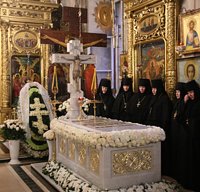 Во вторую годовщину со дня кончины приснопамятного Патриарха Алексия II Святейший Патриарх Кирилл совершил литию у его гробницы в Богоявленском кафедральном соборе