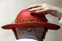 Мадридские атеисты начали кампанию против визита Бенедикта XVI в Испанию