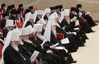 Предстоятель Русской Церкви пригласил членов Архиерейского Собора к дискуссии по поднятым в Патриаршем докладе темам