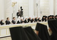 Участники Архиерейского Собора Русской Православной Церкви встретились с Президентом России Д.А. Медведевым