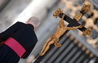 Ватикан официально высказался против отмены целибата