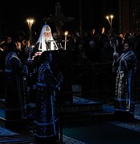 Святейший Патриарх Кирилл совершил повечерие с чтением Великого канона прп. Андрея Критского в Храме Христа Спасителя