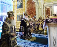 В день 35-летия своей архиерейской хиротонии Предстоятель Русской Церкви возглавил богослужение в Храме Христа Спасителя