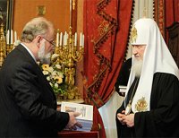 Святейший Патриарх Кирилл принял председателя Центральной избирательной комиссии Российской Федерации В.Е. Чурова